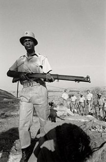 Dominique Houyet, Protected village