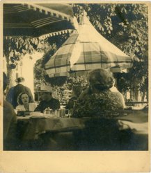 Unknown photographer, Let�s have an expresso