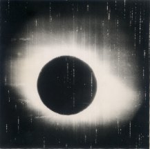 Anonymous, Total eclipse, Manilla